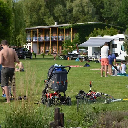 Hotel Lavka Park Skochovice Vrane nad Vltavou
