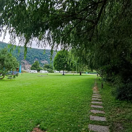 Lavka Park Skochovice * Vrané nad Vltavou