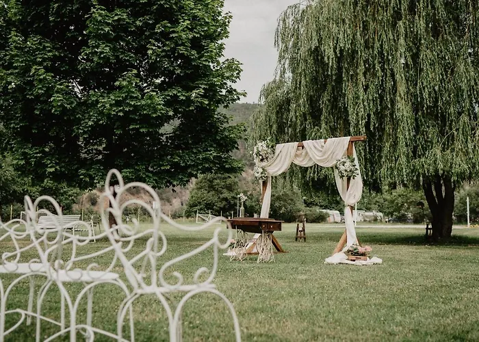 Hotel Lávka Park Skochovice Vrané nad Vltavou