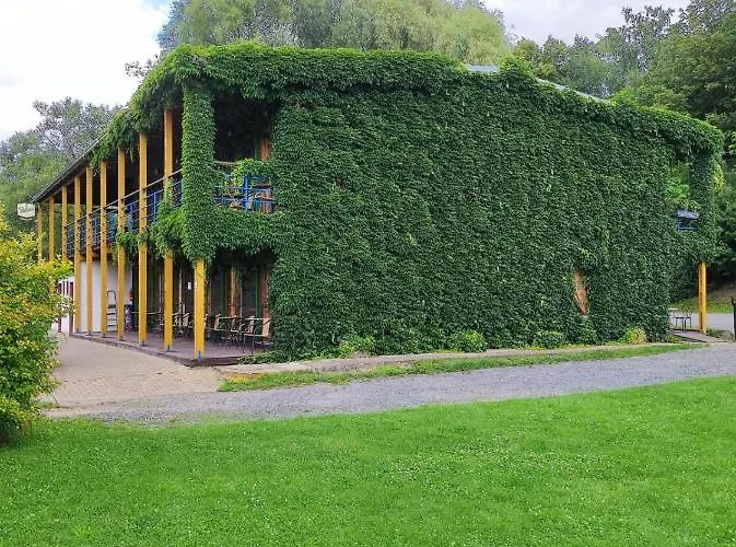 Lávka Park Skochovice Hotel *